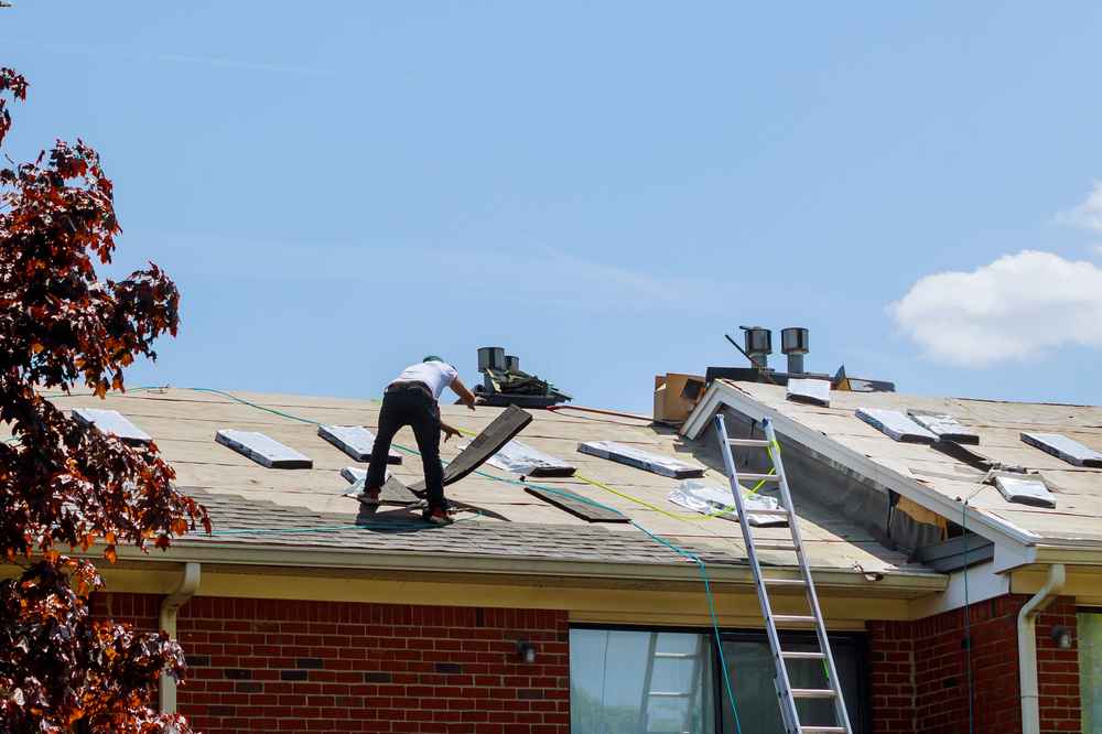 trusted local roofers in Atlanta